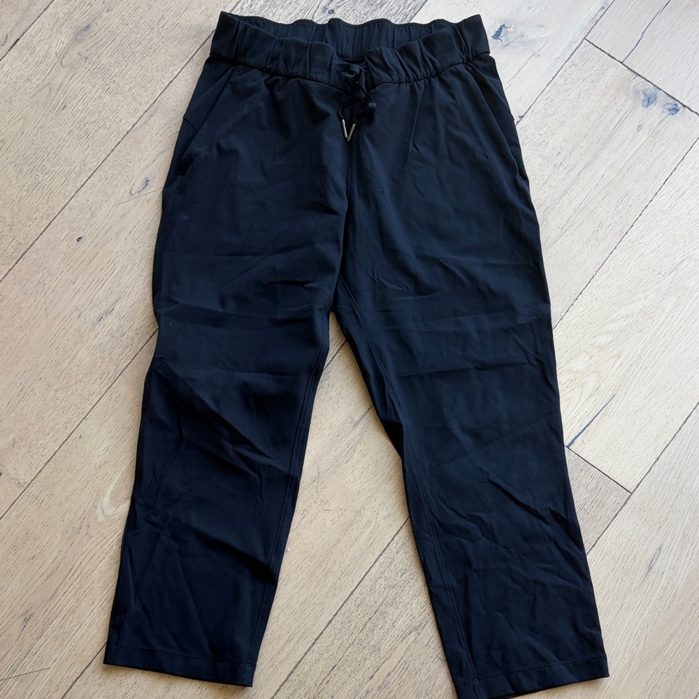 Lululemon Keep it Moving Crop Pant